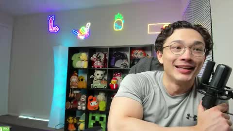 Snapshot of abbuddy920236 chatting on November 7, 2025, 4:45 am buddy online show from November 7, 2025, 4:45 am