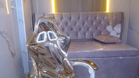 Snapshot of abby1_b_ chatting on March 3, 2026, 1:17 pm Abby online show from March 3, 2026, 1:17 pm