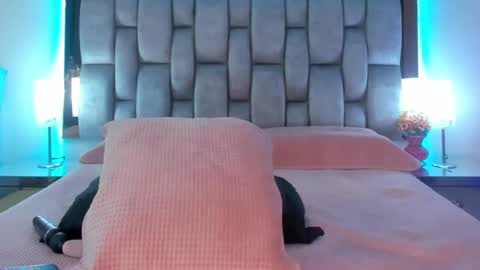 Snapshot of abby_blue01 chatting on February 27, 2025, 2:42 am abby_blue01 online show from February 27, 2025, 2:42 am