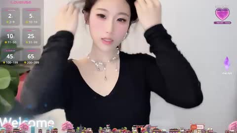 Snapshot of abby_chuchu chatting on February 19, 2025, 8:33 am CN-ChuChu online show from February 19, 2025, 8:33 am