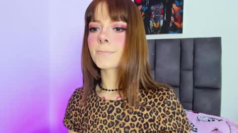 Snapshot of abby_jones2 chatting on October 14, 2025, 3:07 am abby jones online show from October 14, 2025, 3:07 am