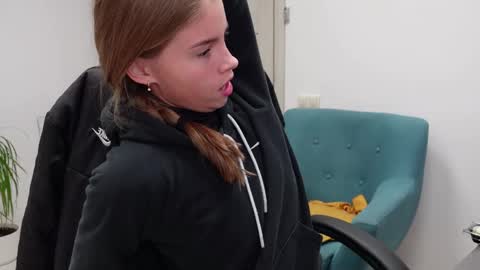 Snapshot of abby_laker chatting on January 6, 2025, 2:58 am ABBY LAKER online show from January 6, 2025, 2:58 am