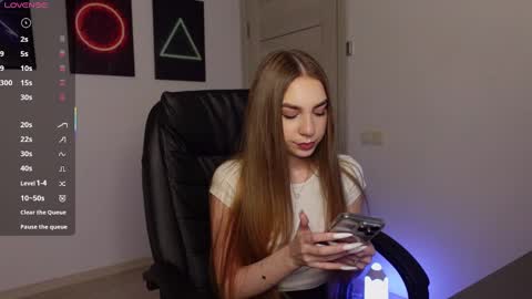 Snapshot of abby_laker chatting on March 4, 2025, 1:06 pm ABBY LAKER online show from March 4, 2025, 1:06 pm