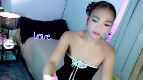 Snapshot of abby_luxpinay chatting on November 26, 2025, 6:09 pm abby_luxpinay online show from November 26, 2025, 6:09 pm