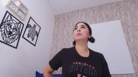 Snapshot of abby_pratt chatting on November 11, 2025, 7:14 pm Abby online show from November 11, 2025, 7:14 pm