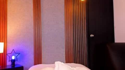 Abby online show from December 18, 2025, 8:04 pm