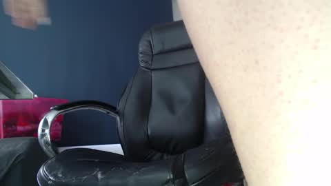 Snapshot of abby_taylorr_ chatting on September 10, 2025, 1:22 pm Vannesa online show from September 10, 2025, 1:22 pm