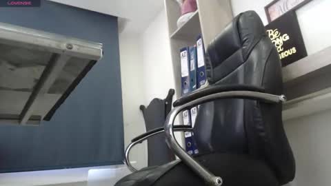 Snapshot of abby_taylorr_ chatting on September 18, 2025, 11:12 am Vannesa online show from September 18, 2025, 11:12 am