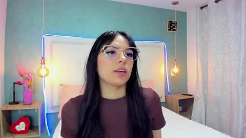 Abby Dixon  online show from December 21, 2024, 2:09 am