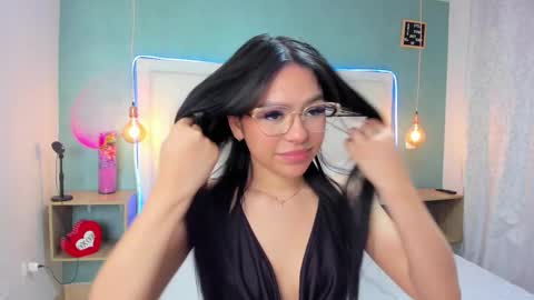 Abby Dixon  online show from March 2, 2025, 9:32 pm