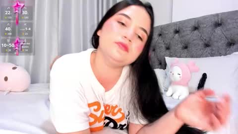 Snapshot of abbyfoxx_ chatting on December 2, 2025, 11:00 pm Abby online show from December 2, 2025, 11:00 pm