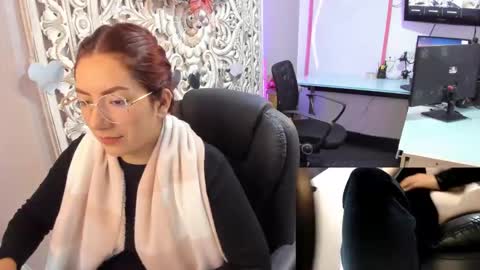 Snapshot of abbystones chatting on December 22, 2024, 3:55 pm Abby Stones online show from December 22, 2024, 3:55 pm