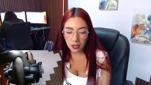 Snapshot of abbystones chatting on March 10, 2025, 3:20 pm Abby Stones online show from March 10, 2025, 3:20 pm