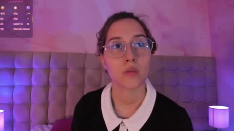 Snapshot of abbysweet1_ chatting on October 4, 2025, 7:34 pm Abigail online show from October 4, 2025, 7:34 pm