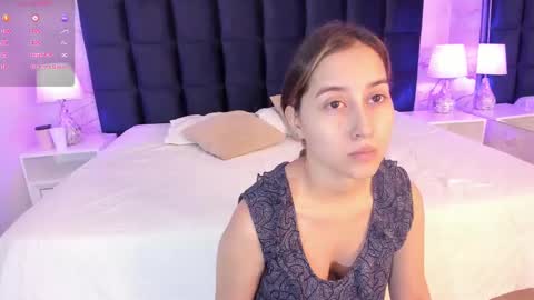 Snapshot of abbysweet1_ chatting on November 20, 2025, 11:32 am Abigail online show from November 20, 2025, 11:32 am