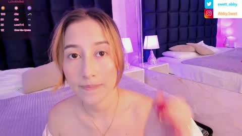 Snapshot of abbysweet1_ chatting on November 23, 2025, 12:05 pm Abigail online show from November 23, 2025, 12:05 pm