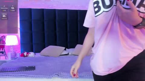 Snapshot of abbysweet1_ chatting on December 17, 2025, 12:00 pm Abigail online show from December 17, 2025, 12:00 pm