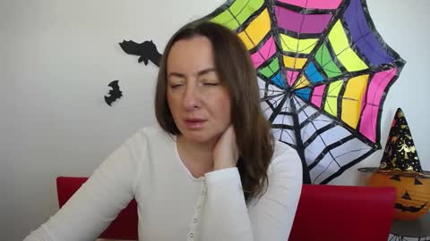 abbytaylorr online show from October 30, 2025, 8:16 am