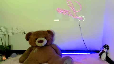  Abella and Kendra  online show from January 4, 2025, 10:13 pm