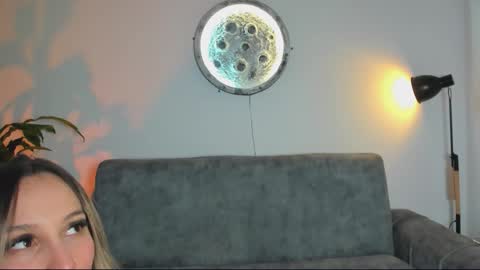 Snapshot of abellaconnor chatting on January 8, 2026, 9:06 pm Abella and Kendra online show from January 8, 2026, 9:06 pm