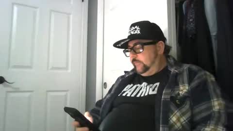 Snapshot of abennett76 chatting on May 17, 2026, 11:34 pm AJ online show from May 17, 2026, 11:34 pm