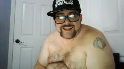 Snapshot of abennett76 chatting on May 18, 2026, 4:07 am AJ online show from May 18, 2026, 4:07 am