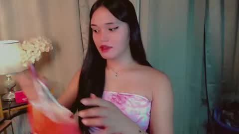 Snapshot of abetterchristine chatting on December 17, 2025, 12:33 pm Abetterchristine online show from December 17, 2025, 12:33 pm