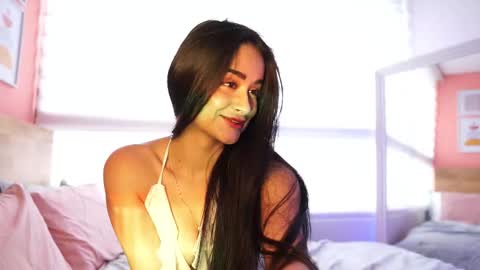 Snapshot of abigail_adamss_ chatting on March 4, 2026, 7:53 pm Abigail online show from March 4, 2026, 7:53 pm