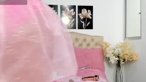 Abigail online show from June 26, 2026, 12:53 pm