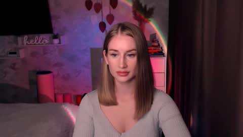 Anna online show from October 7, 2025, 4:15 pm