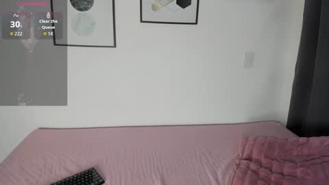 Snapshot of abigail_w chatting on March 18, 2026, 8:56 pm abigail online show from March 18, 2026, 8:56 pm