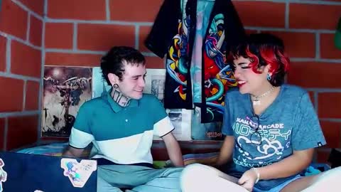 Snapshot of abigailandnoah chatting on December 23, 2024, 1:29 am Abigail and Noah online show from December 23, 2024, 1:29 am