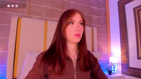 Snapshot of abigailcarter chatting on December 3, 2025, 12:07 am online show from December 3, 2025, 12:07 am