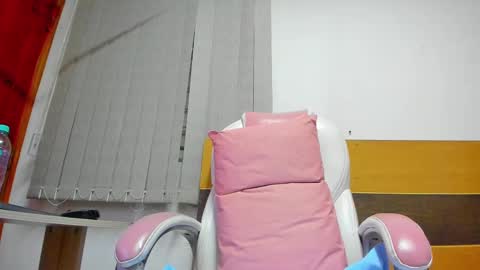 Snapshot of abiigail_fox chatting on February 25, 2025, 6:14 am Abigail online show from February 25, 2025, 6:14 am