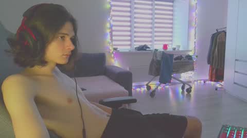 Snapshot of abobus123 chatting on December 22, 2024, 10:38 am hi cum in pvt noi extra tip online show from December 22, 2024, 10:38 am