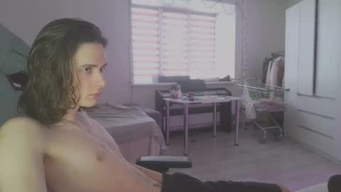 Snapshot of abobus123 chatting on February 16, 2025, 12:21 pm hi cum in pvt noi extra tip online show from February 16, 2025, 12:21 pm
