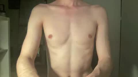 aussieboii online show from December 3, 2024, 11:44 am