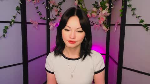 Lily online show from May 10, 2026, 12:21 pm