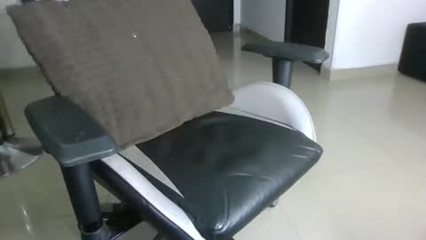 abraca402512 online show from June 6, 2026, 7:29 pm