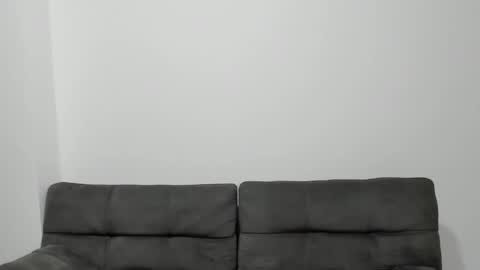 abril2234 online show from October 21, 2025, 8:48 am