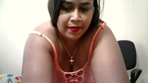 abril__ass online show from February 4, 2025, 1:59 pm
