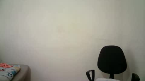 Snapshot of abril__ass chatting on February 11, 2026, 2:44 pm abril__ass online show from February 11, 2026, 2:44 pm