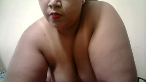 Snapshot of abril__ass chatting on February 19, 2026, 1:40 pm abril__ass online show from February 19, 2026, 1:40 pm