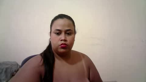 Snapshot of abril__ass chatting on May 2, 2026, 12:43 pm abril__ass online show from May 2, 2026, 12:43 pm