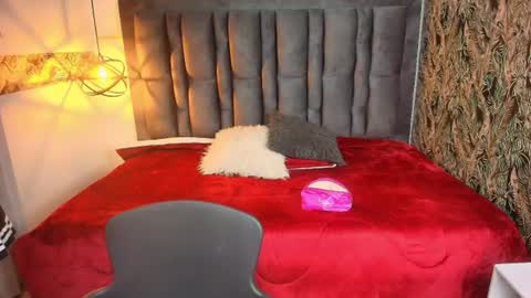 Snapshot of abril_fox__ chatting on July 13, 2026, 12:30 pm Abril Fox online show from July 13, 2026, 12:30 pm