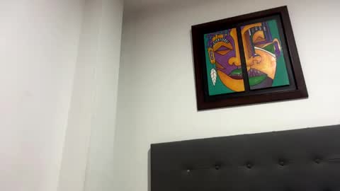abrilsantosxo online show from May 12, 2026, 7:44 pm
