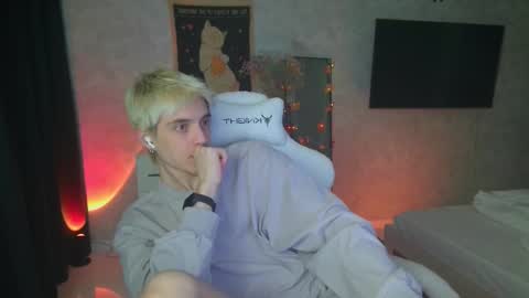 Nick online show from October 17, 2025, 1:46 pm