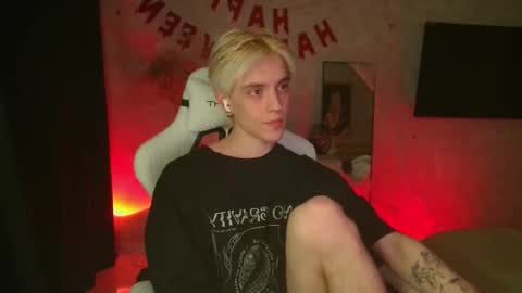 Nick online show from November 9, 2025, 3:43 pm