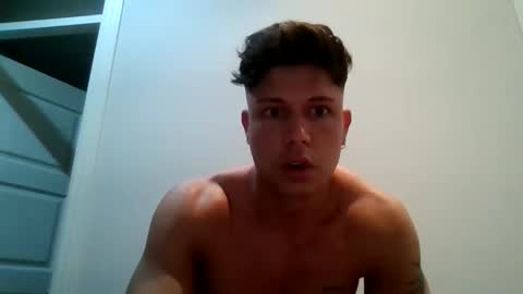 Snapshot of absolutwinner chatting on February 20, 2026, 10:43 pm absolutwinner online show from February 20, 2026, 10:43 pm