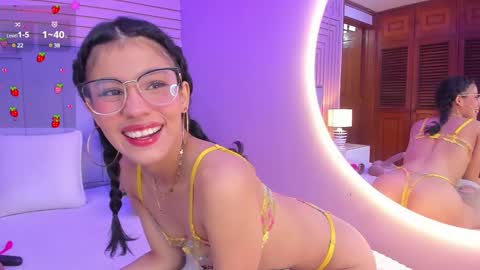 Snapshot of aby_lee_ chatting on December 23, 2024, 2:28 pm Aby online show from December 23, 2024, 2:28 pm